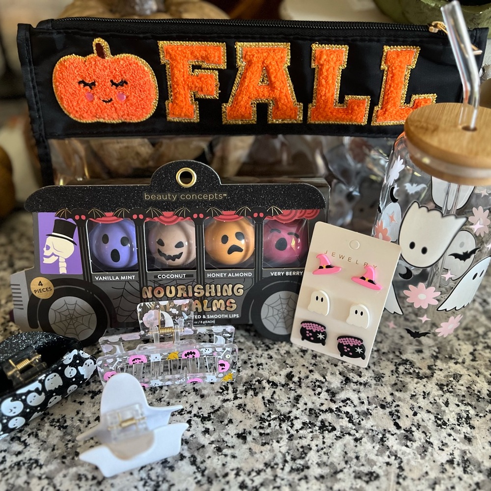 Halloween Themed Beauty and Accessories Bundle